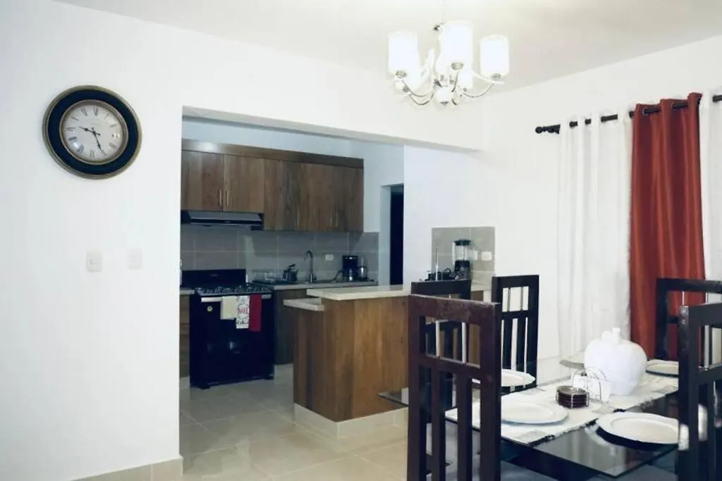 Apartman Confidence Luxurious Apartment-Garden Tower-Gym Pool Wifi Santiago de los Caballeros